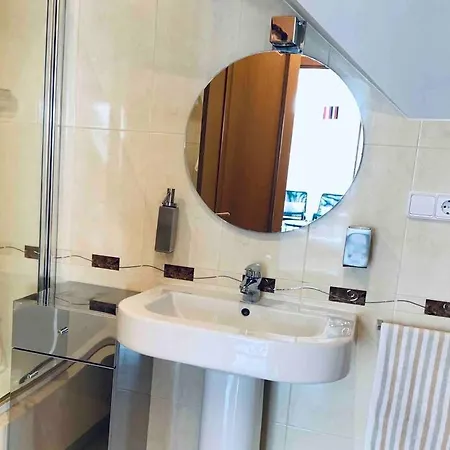 Apartamento En El Centro De Con Wifi Appartement